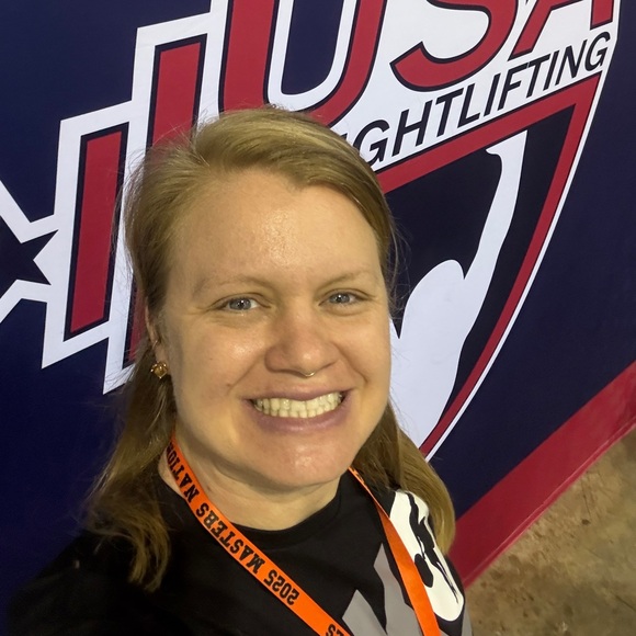 Meet your Posher, Liz - Picture 6 of 6